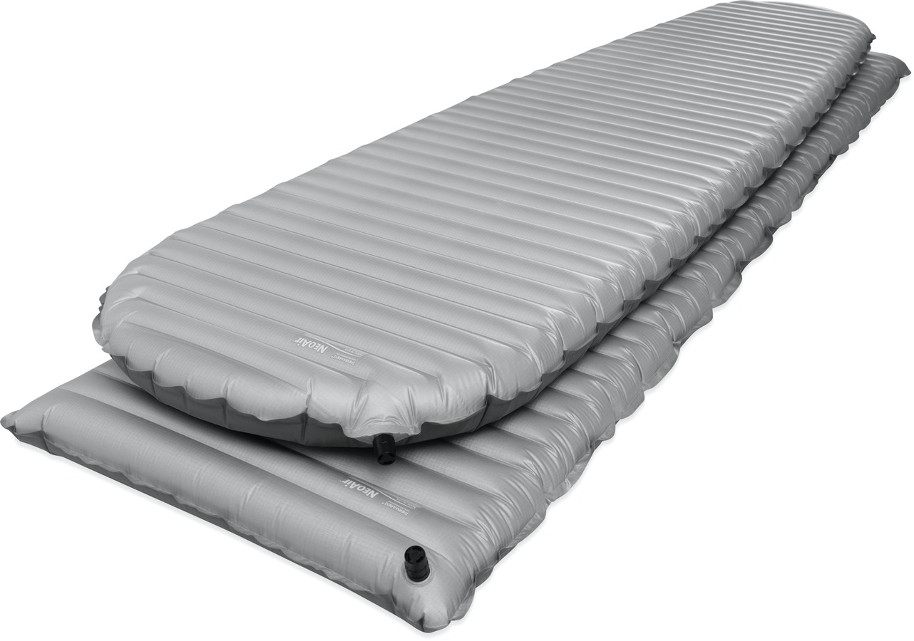 Matelas Xtherm en forme momie et rectangulaire