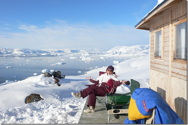 devant le fjord de Tiniteqilaaq 