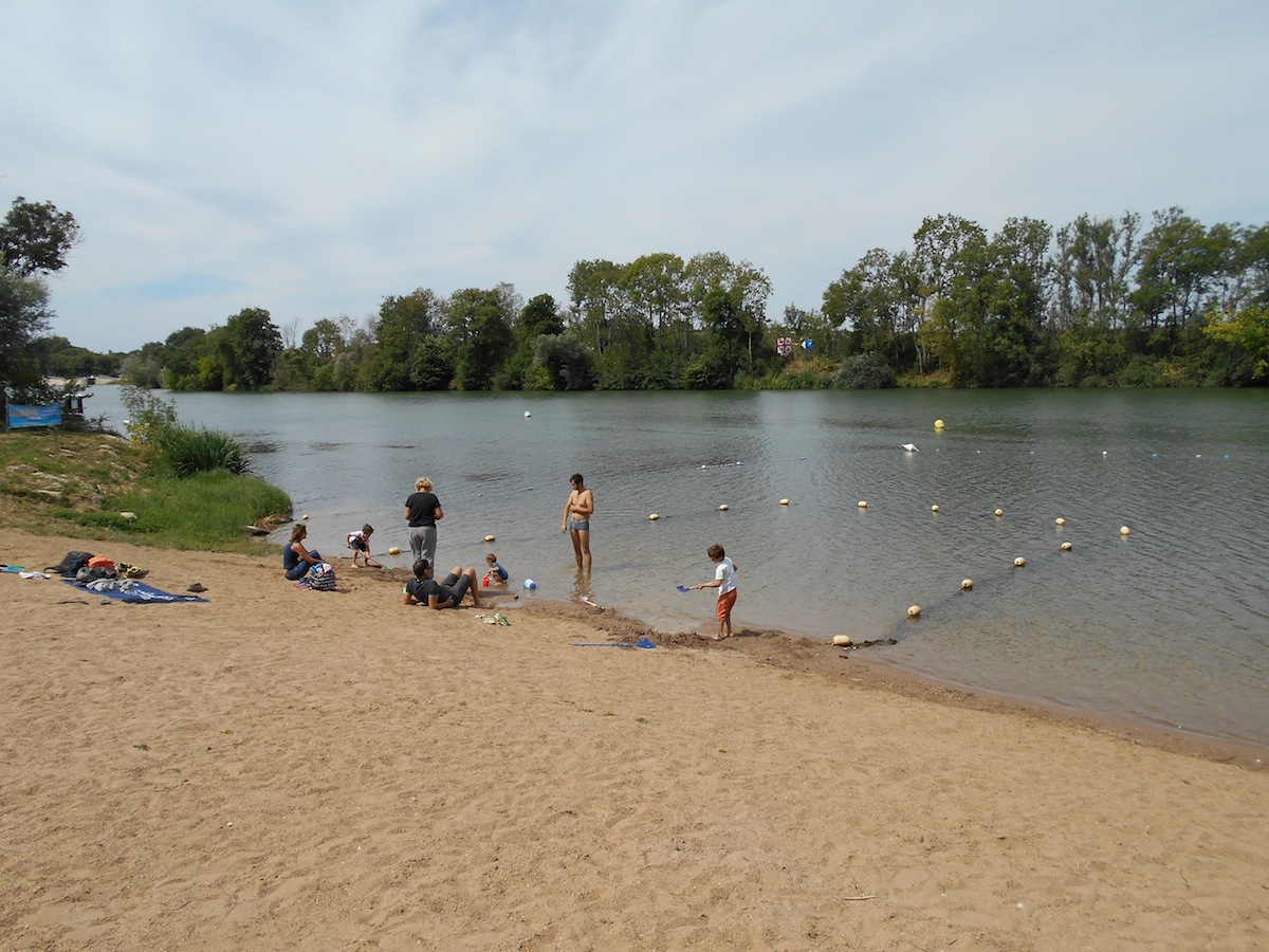 La plage de Saint-Symphorien-sur-Saône