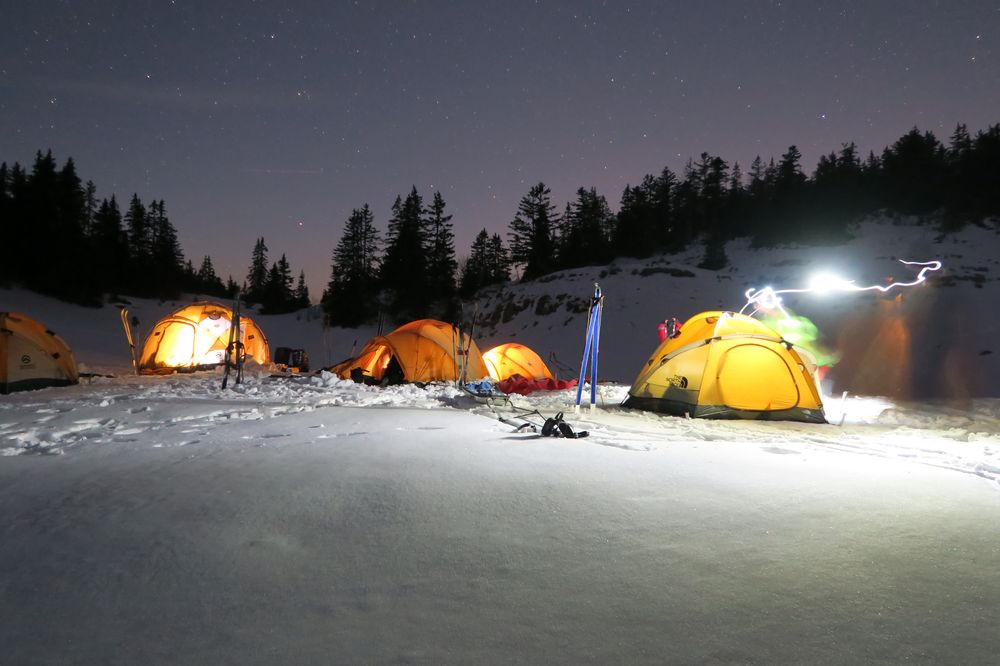 Bivouac hivernal sur les hauts plateaux du Vercors