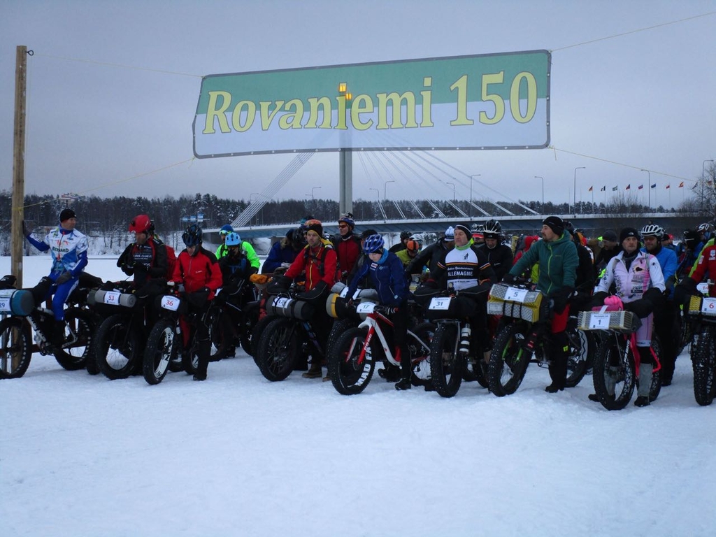 La ligne de départ, les FatBikes sont aux avants postes !!