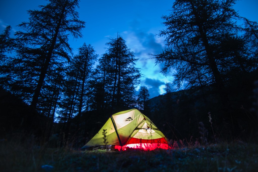 1er août 2020 : départ en duo pour la fameuse vallée des Merveilles, au coeur des Alpes. L’excitation est à son comble face au programme alléchant qu’il me suggère : 6 jours de randonnée, de contemplation, de grand air (et de crampes…) entre Castérino, le refuge de la Valmasque, celui des Merveilles et le lac des Mesches...  