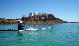 Kayak Channel Islands : Parfum d’évasion Les Ecréhou : l'île de la Marmotière