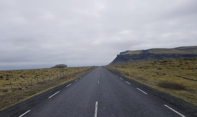 Islande : cartes de randonnée et cartes touristiques islandaises pour voyager
